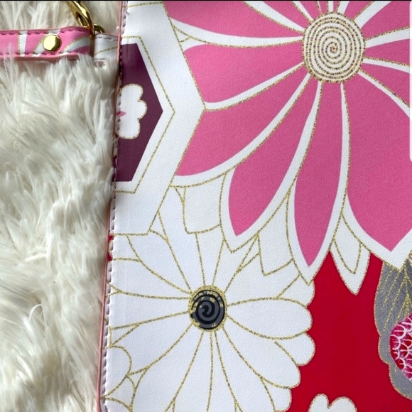 Chicos Floral Wristlet - Picture 3 of 8